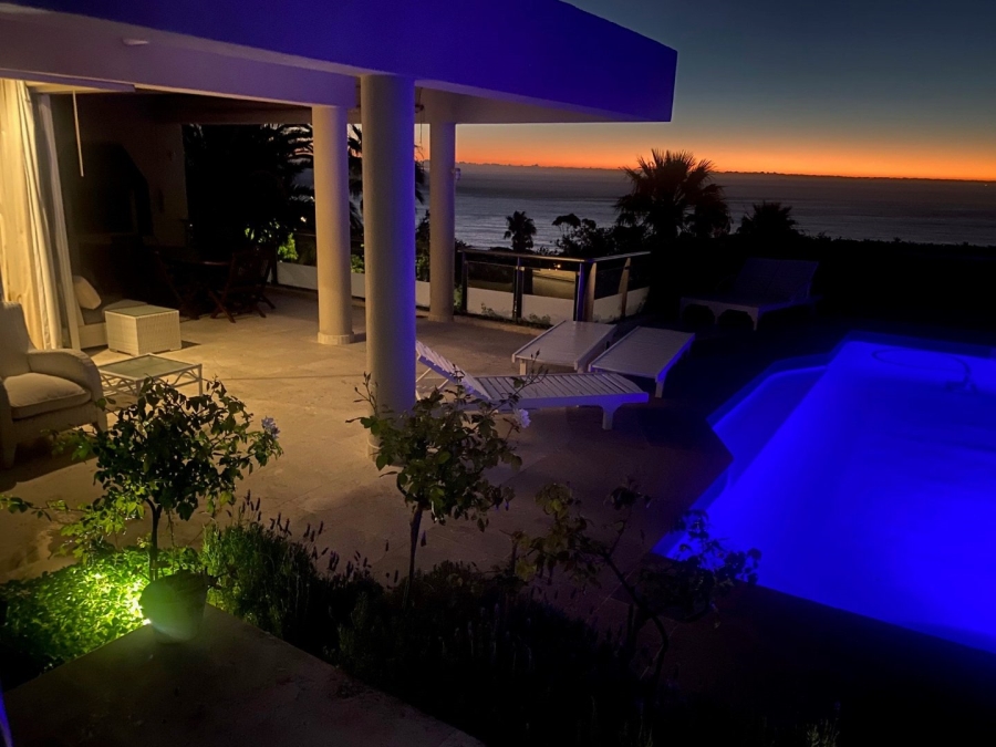 To Let 4 Bedroom Property for Rent in Camps Bay Western Cape